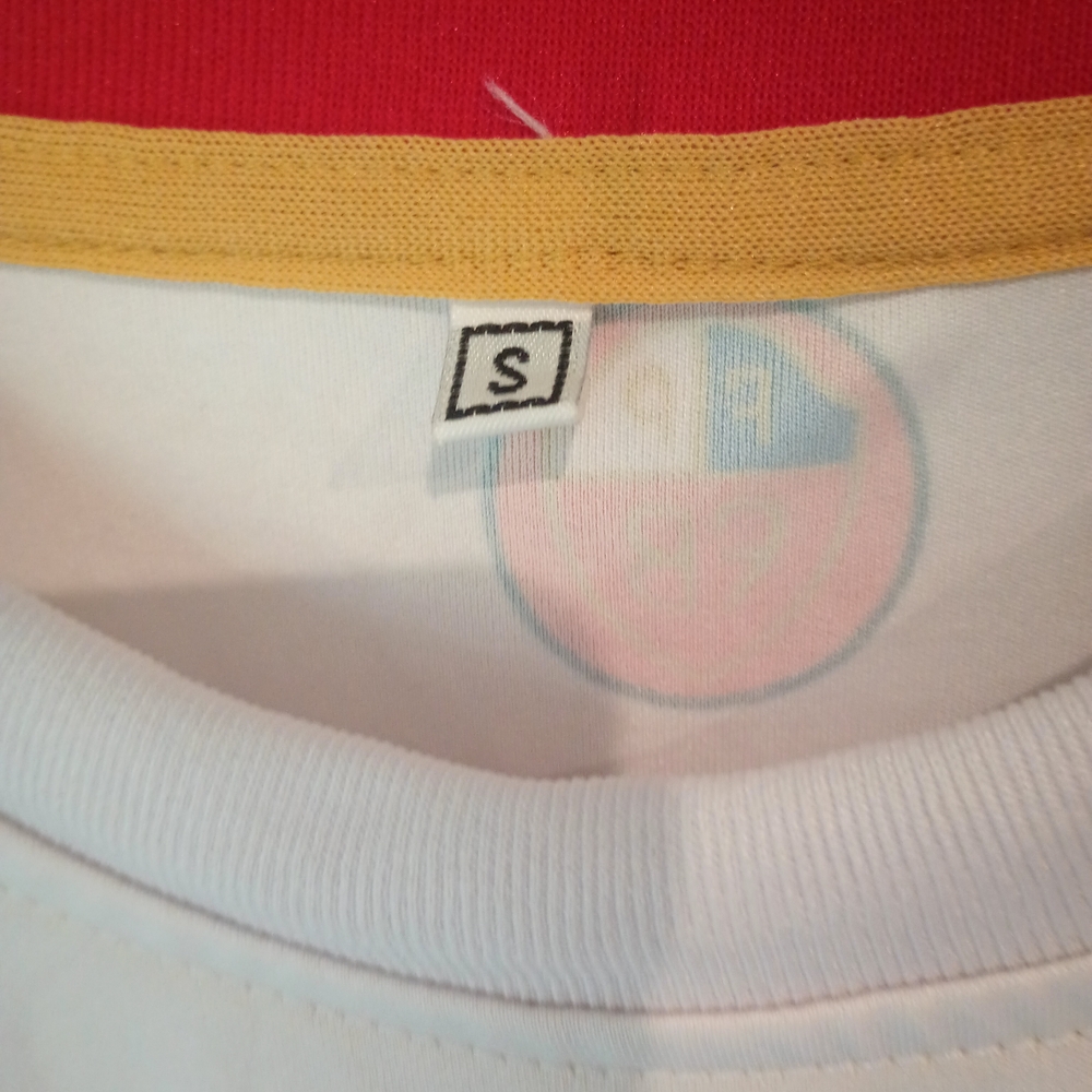 Peru National Soccer Team Jersey #9 Paolo Guerrero Men’s Sz Small - Picture 6 of 7